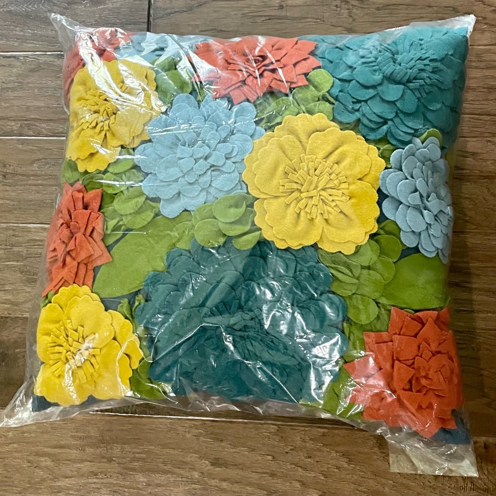 NWT and in packaging MacKenzie Childs Gardener’s Pillow 20x20